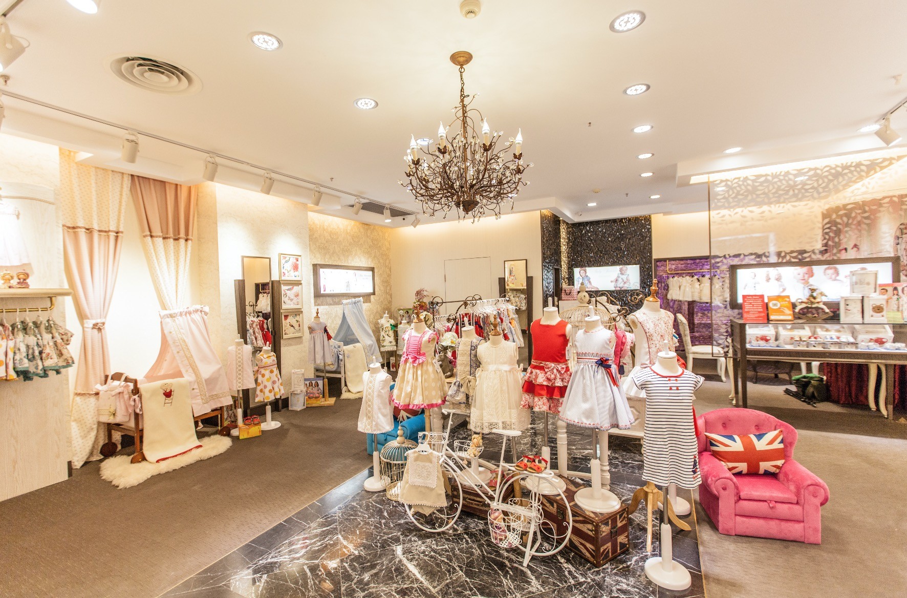 华润置地温州万象天地,华润置地在温州的地位