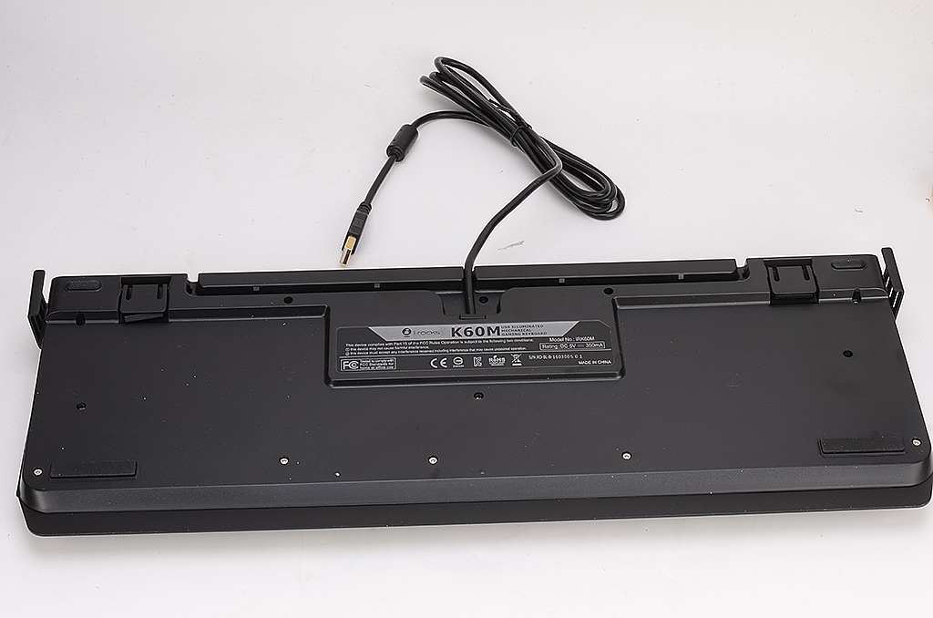 文本直送科技新闻:i-rocks艾芮克K60M金属机械式键盘动手玩