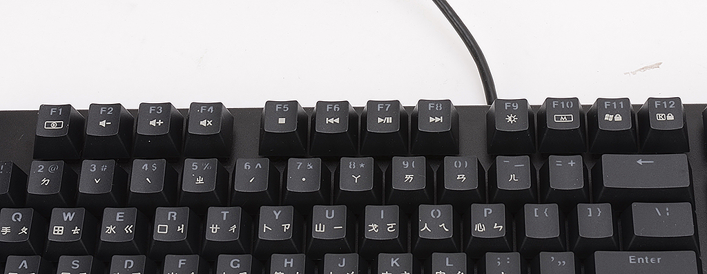 文本直送科技新闻:i-rocks艾芮克K60M金属机械式键盘动手玩