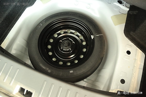 17款比亚迪秦ev300续航实测,比亚迪秦2016款ev300旗舰型