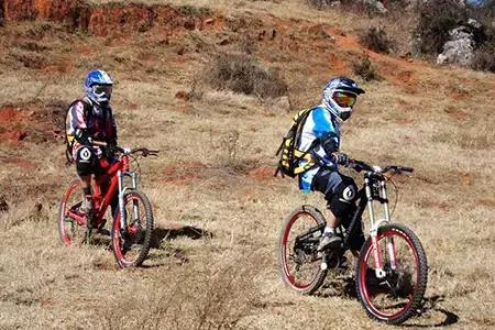 骑行中抽筋的成因及预防解决方法,骑行过程中脚抽筋怎么解决
