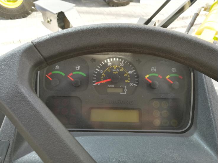 柳工装载机变矩器油温指示灯,装载机变矩器油温表图片