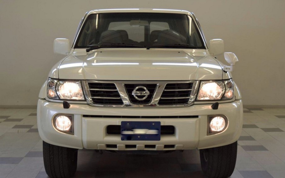 途乐越野车中的搅屎棍,尼桑途乐吉普车