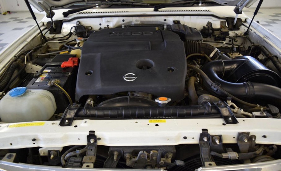 途乐越野车中的搅屎棍,尼桑途乐吉普车