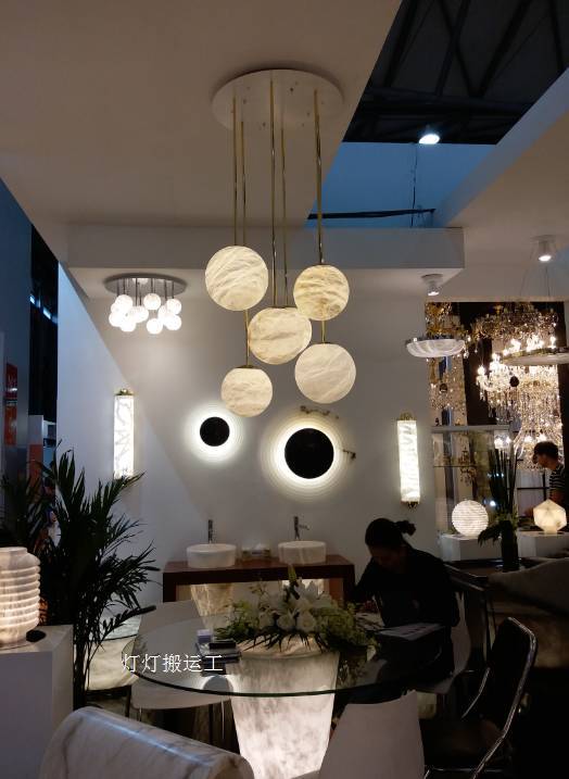 上海家具展会趋势分析,上海23届国际家具展览会时间表