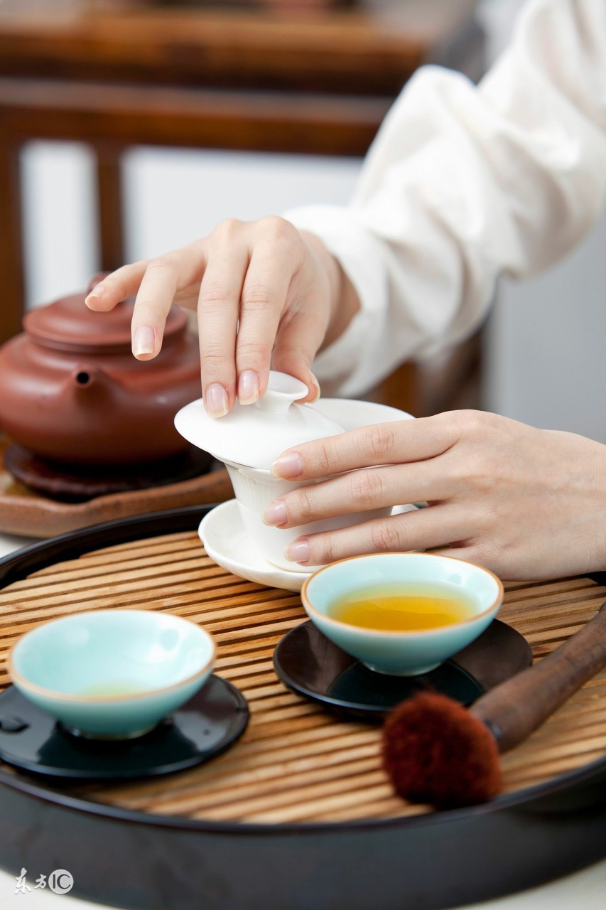 喝茶对的好处你知道的有多少？不知道的就乖乖点进来！