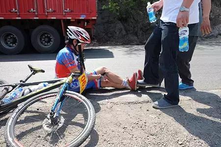 骑行中抽筋的成因及预防解决方法,骑行过程中脚抽筋怎么解决