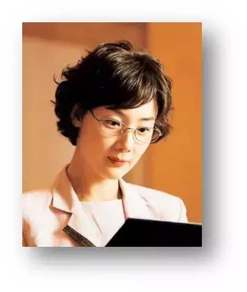 今天穿什么？高校青年女教师的着装焦虑｜缪斯夫人