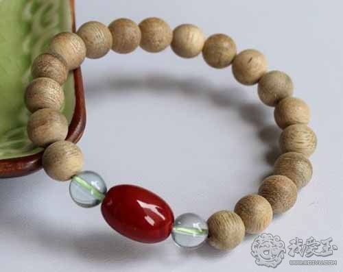 琥珀假原石的鉴别方法,琥珀蜜蜡造假材料