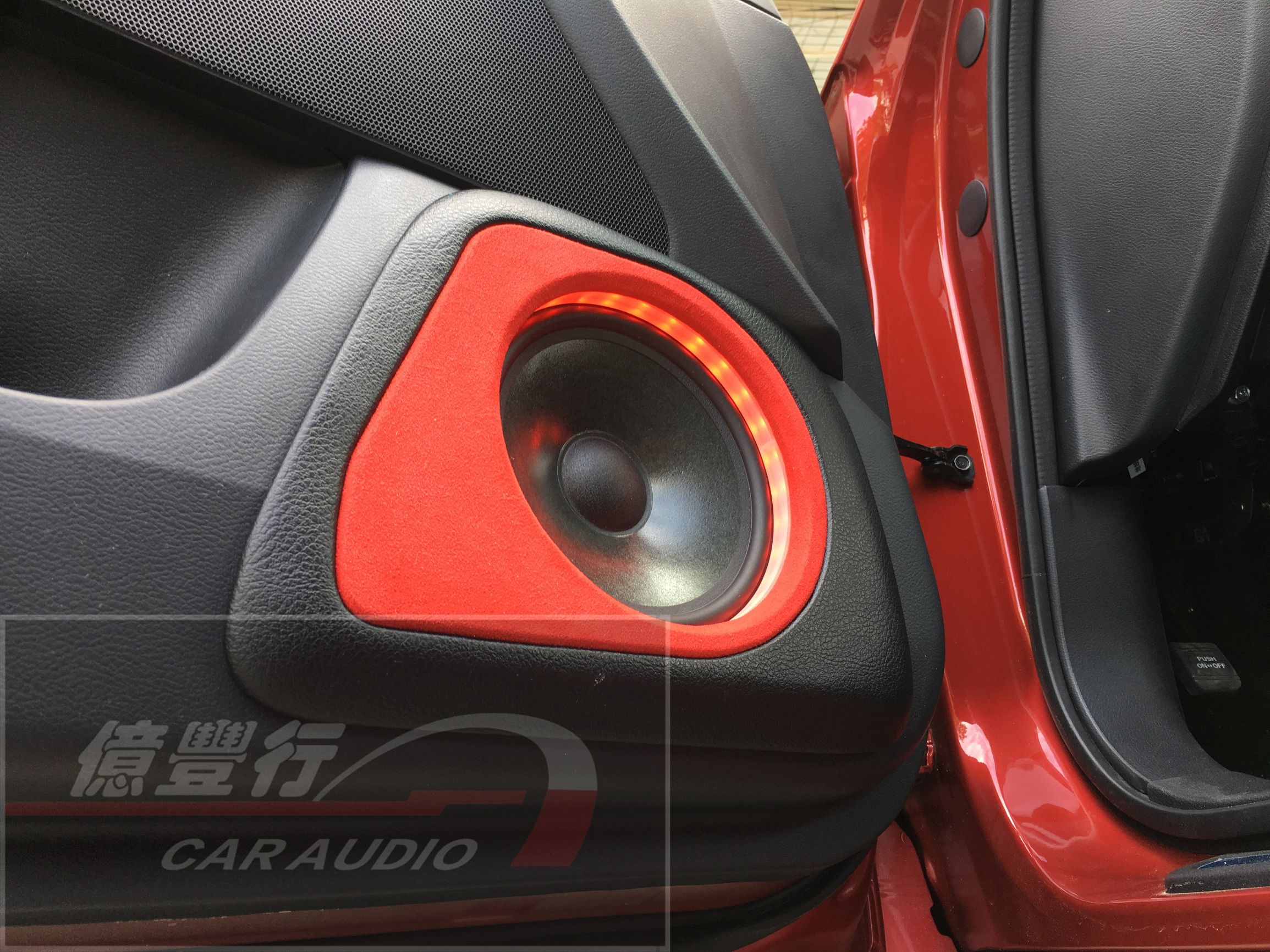 中山英菲尼迪音响改装qx50,英菲尼迪q50音响16喇叭