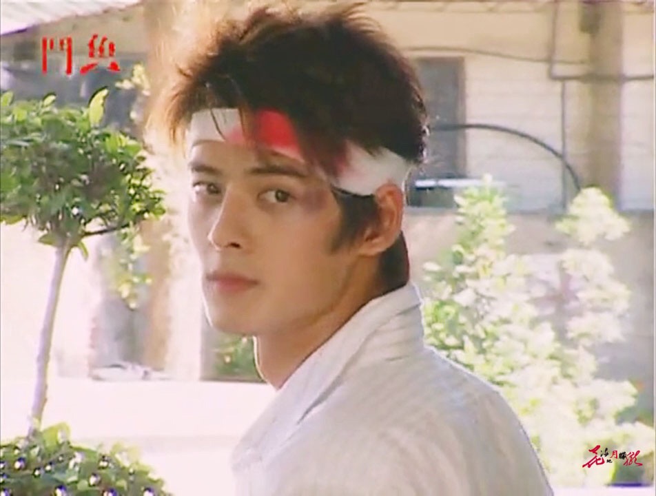 电视剧《斗鱼》,有多少人曾为小燕子的“不后悔”泪崩?