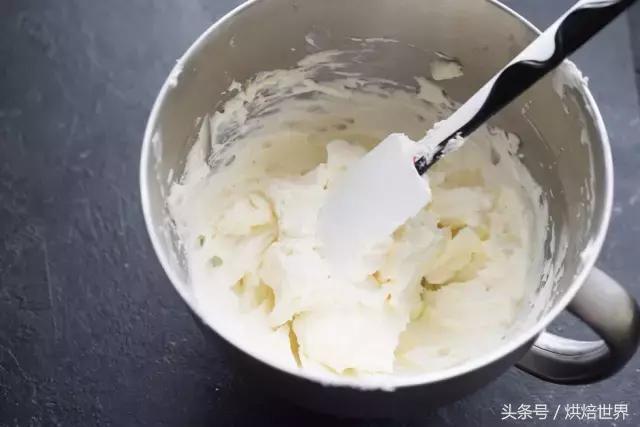 爆浆红丝绒蛋糕卷,颜值与口感并存的橙香蛋糕卷