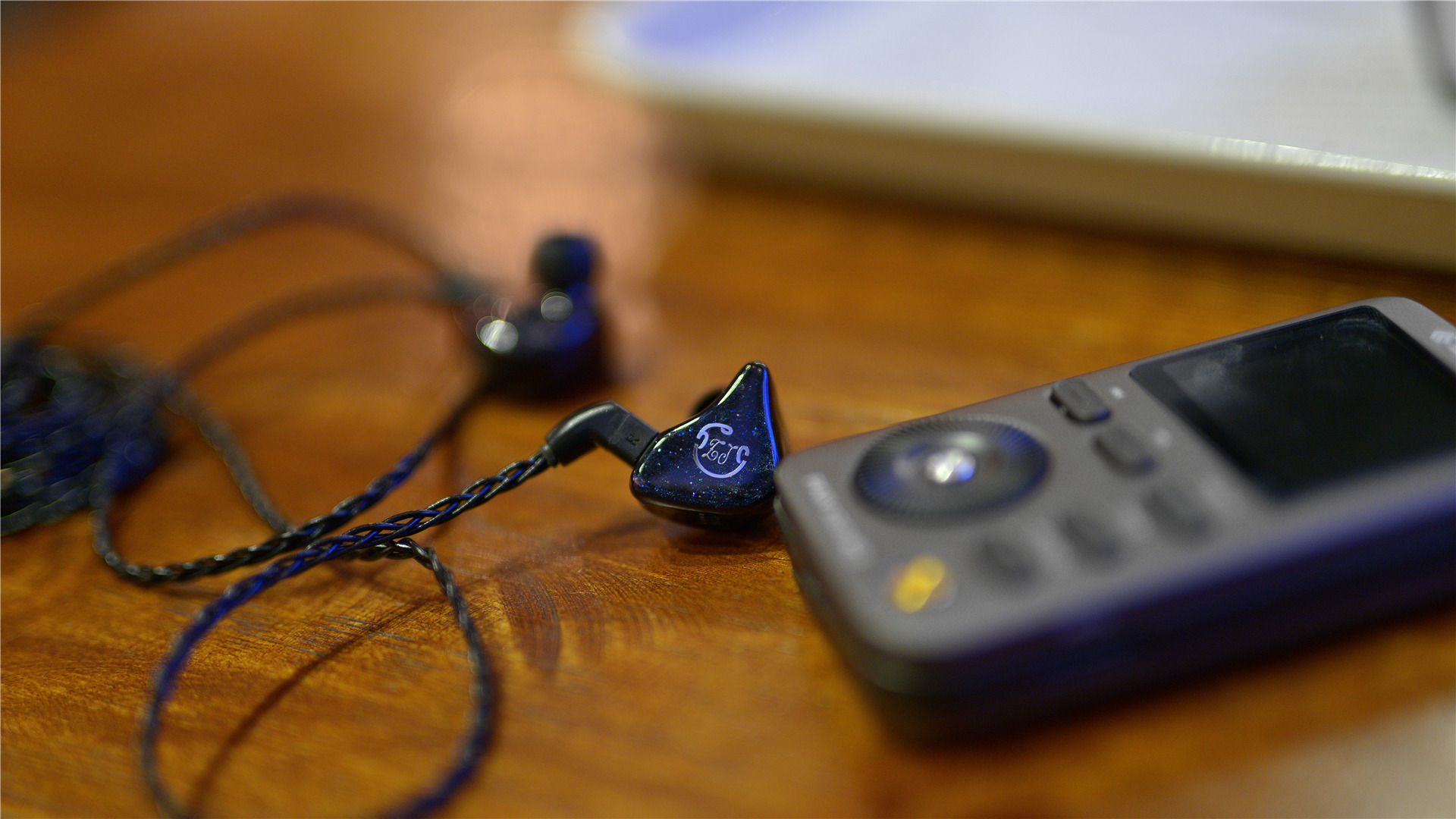 在USA被称为最高性价比的顶级国产耳机，老忠北斗星图赏+简评