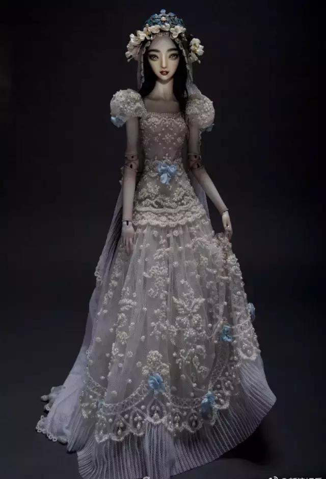 下血本!李晨花了200万为范冰冰定制了一个专属娃娃!