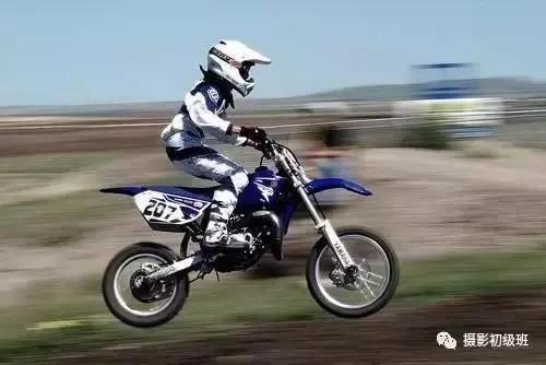 人像摄影如何让人更明亮,动感人像拍摄方法视频