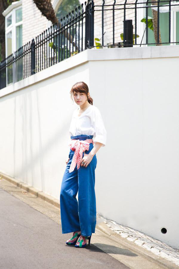 早秋复古又时髦的日常搭配,又酷又飒的早秋搭配