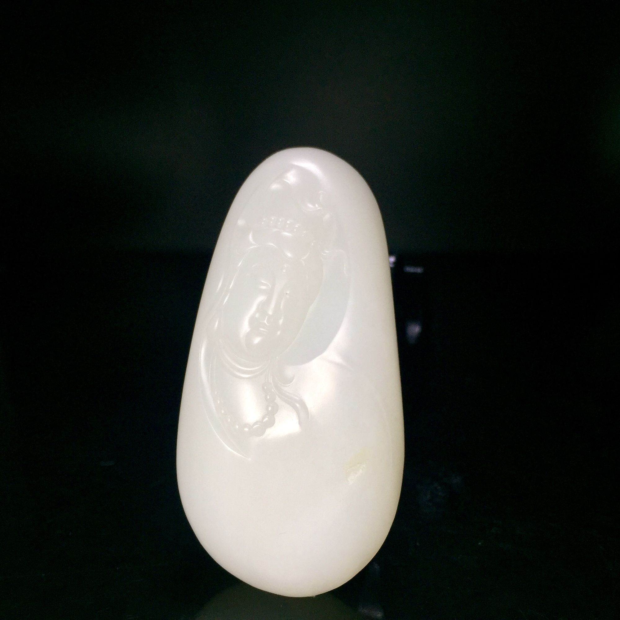 仿汉白玉和仿和田玉哪个好些,一般用什么东西仿和田玉