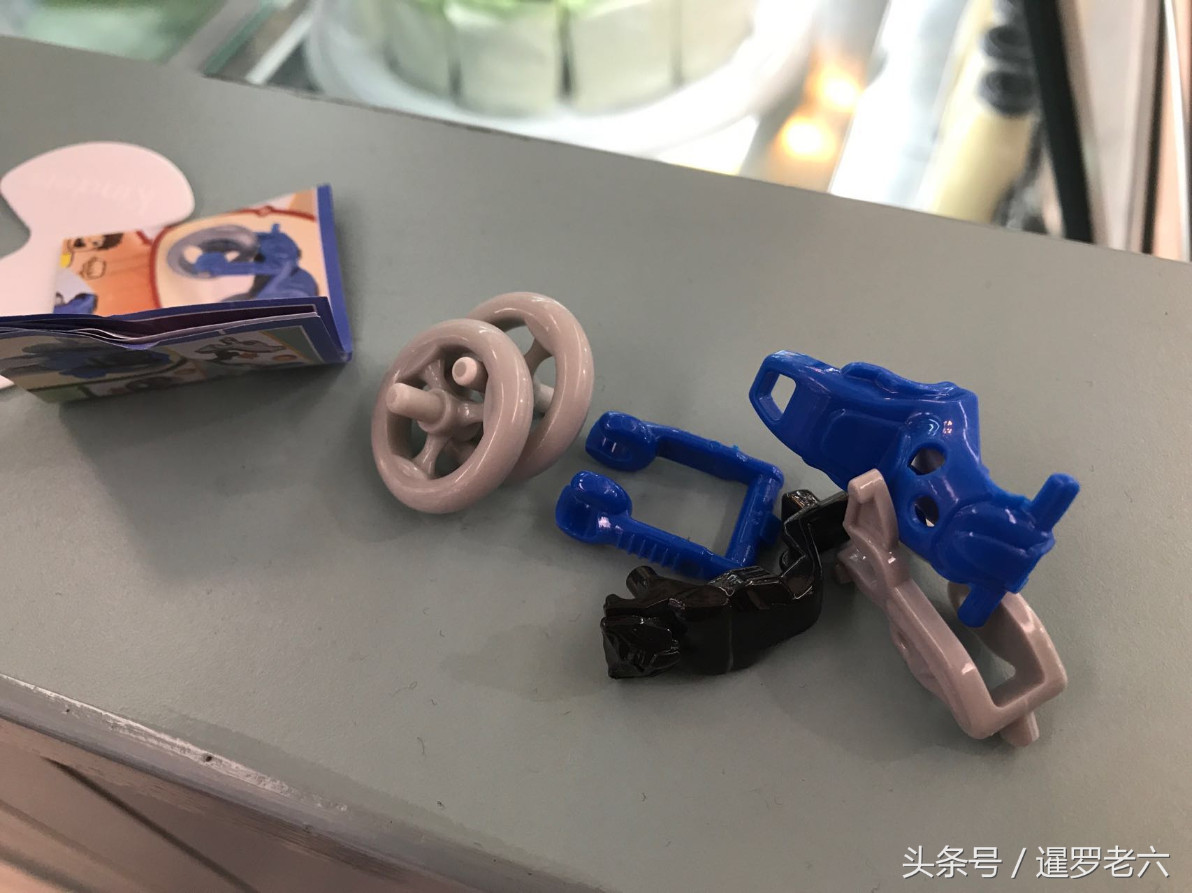 泰国超市花1000多泰铢,泰国健达奇趣蛋多少钱一个