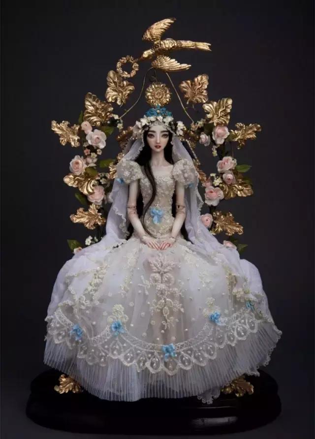 下血本!李晨花了200万为范冰冰定制了一个专属娃娃!