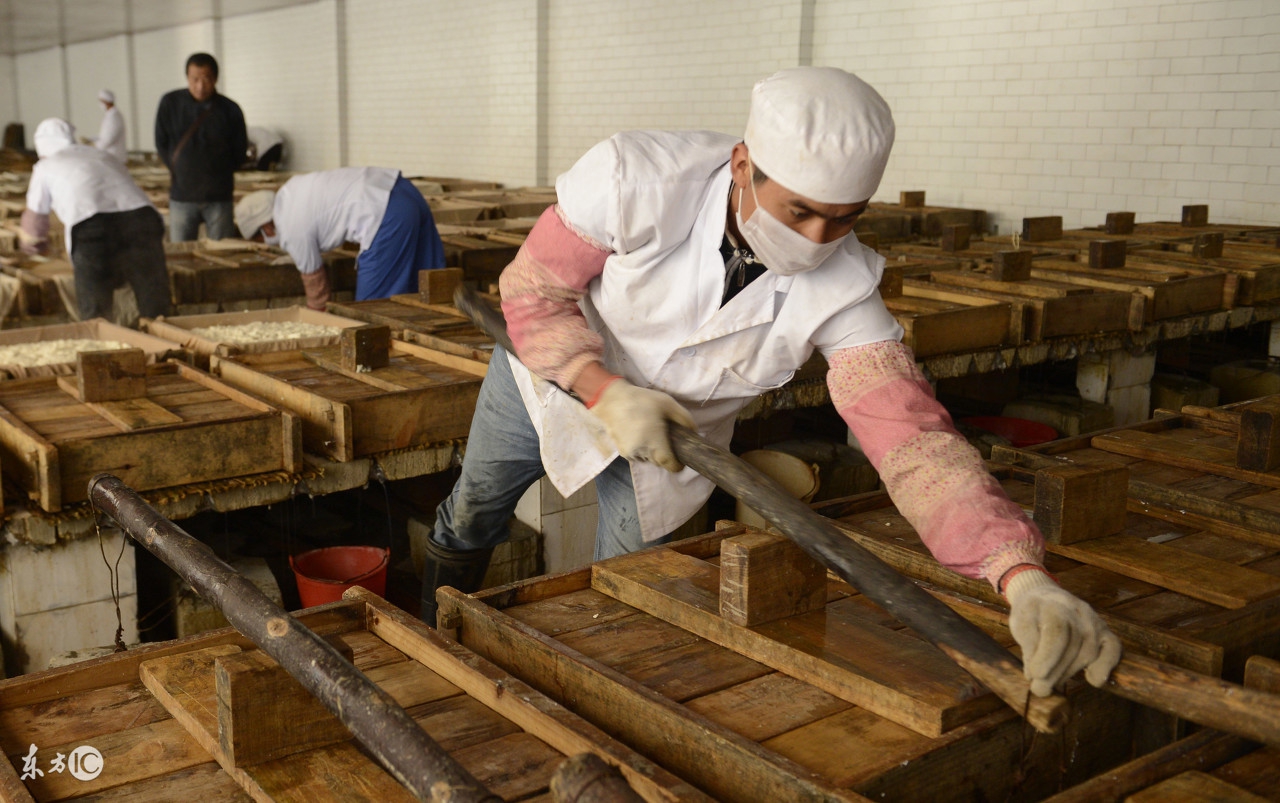 直接吃黄豆好还是吃豆制品好,直接吃黄豆能不能补充蛋白质