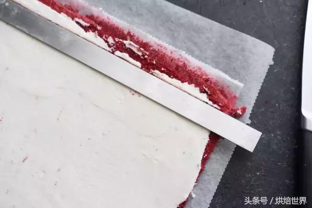 爆浆红丝绒蛋糕卷,颜值与口感并存的橙香蛋糕卷