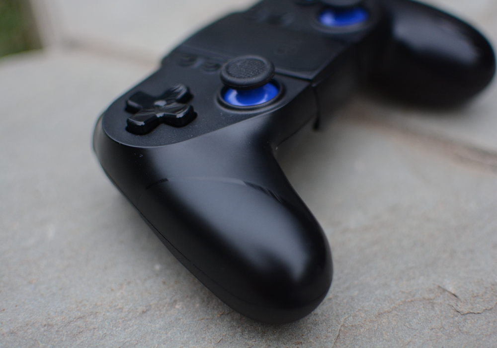 北通p1手柄测试,王者荣耀双按键手柄一键连招神器