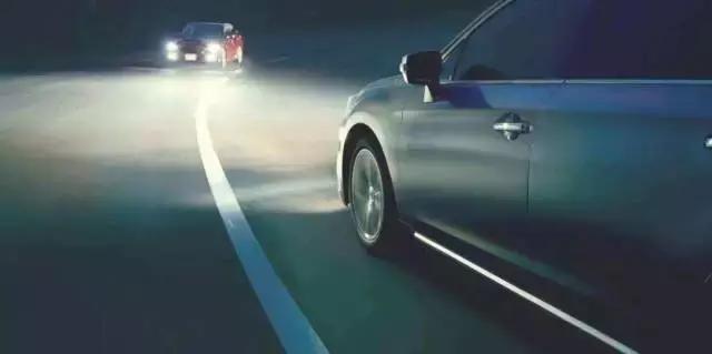 新手如何轻松掌握安全驾驶技巧,超全实用安全行车驾驶技巧