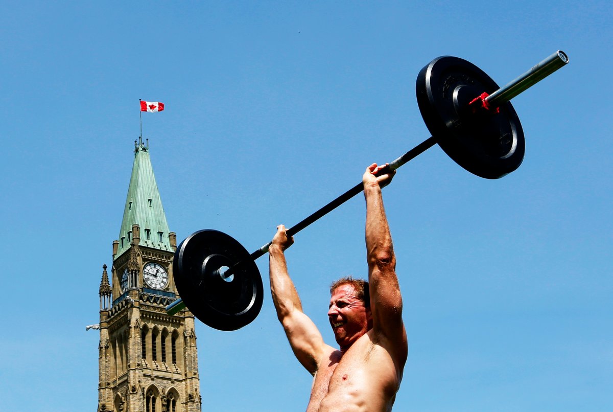 足球和篮球哪个更燃脂,篮球什么动作燃脂最快