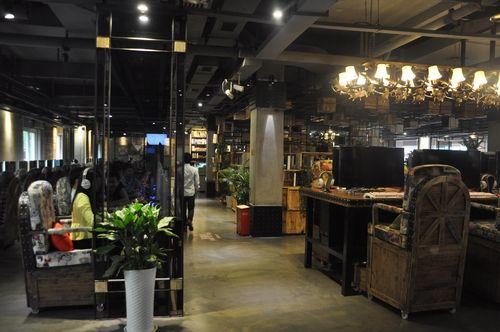 开一家网咖一年赚多少钱,县城开网吧成本和利润分析