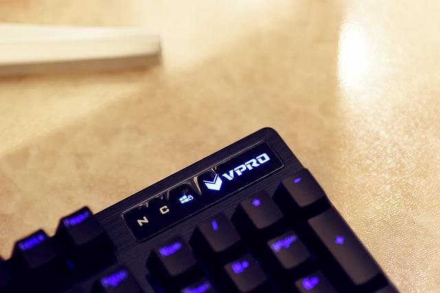 机械键盘银轴和红轴有什么区别,k835键盘青轴好用还是红轴好用