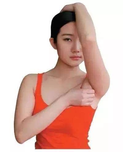 瑜伽怎样练出手臂上的力量,瑜伽瘦手臂最快的方法