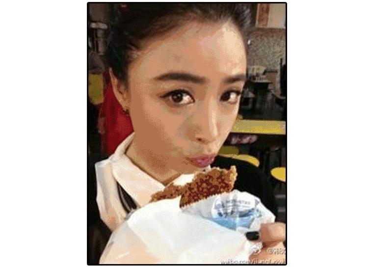 这家戏精店又加戏了,竟然出了一款“黄金牛蛙”!