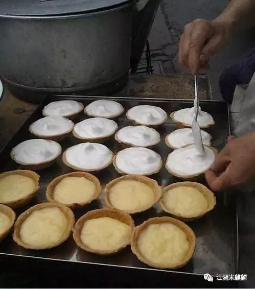 绍兴百年老字号美食臭豆腐,100块钱吃遍水塔美食街