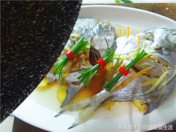 鲳鱼的家常做法清蒸鲳鱼,清蒸鲳鱼需要预先处理鲳鱼内脏吗