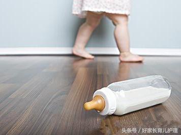 宝宝最近不喝奶是怎么回事,9个月宝宝突然不喝奶了怎么解决