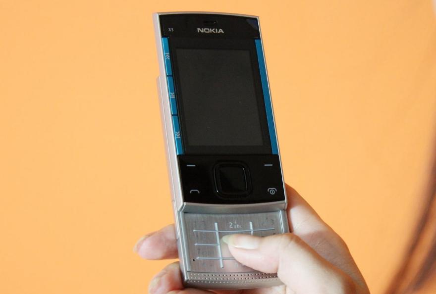 曾经超薄外观+强悍娱乐功能，“中端霸王”降至240元很遗憾