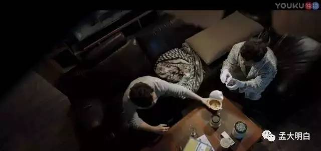 在“一对”凋残大叔脸上看出苏感，我是不是中毒了？