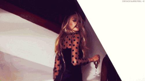 瑜伽怎样练出手臂上的力量,瑜伽瘦手臂最快的方法