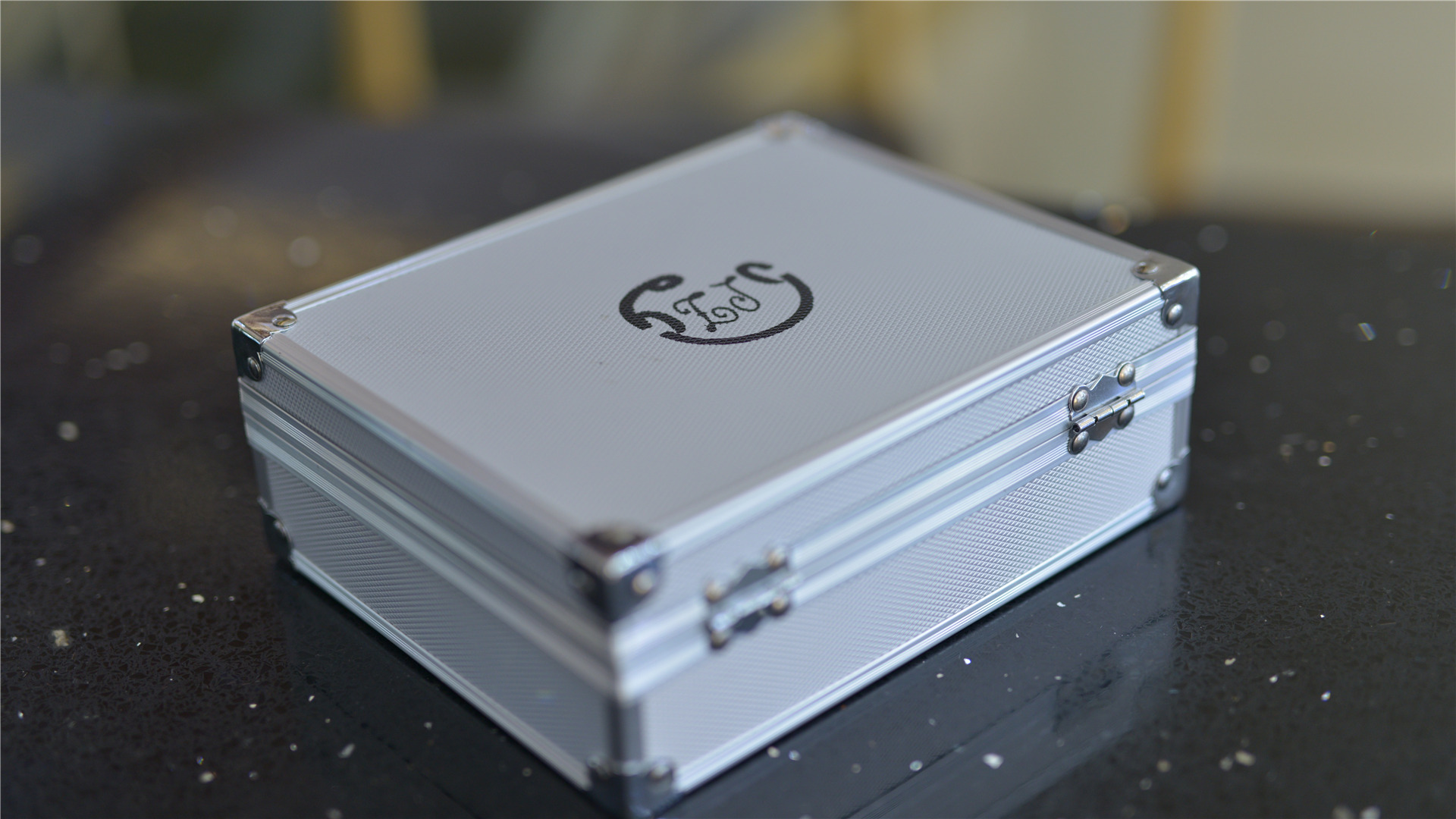 在USA被称为最高性价比的顶级国产耳机，老忠北斗星图赏+简评