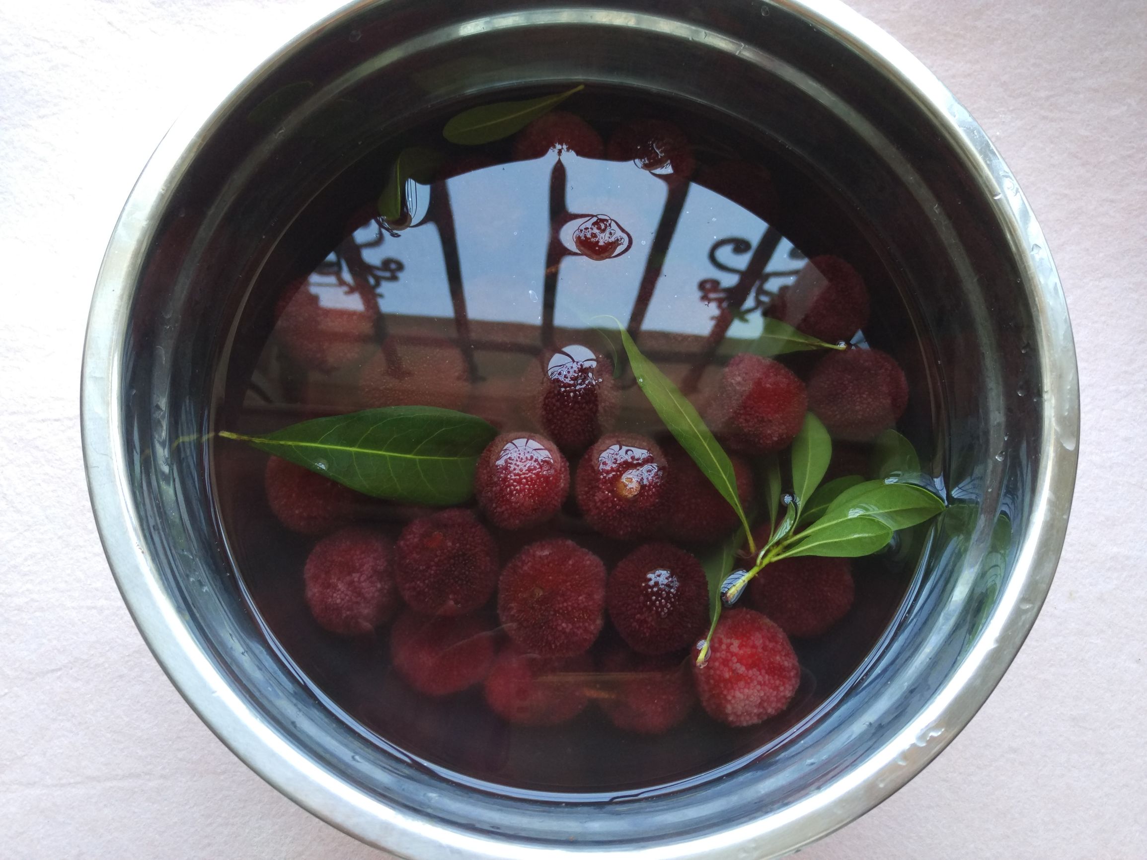 栗子熟了红泥小火炉绿蚁新醅酒,绿蚁新醅酒红泥小火炉