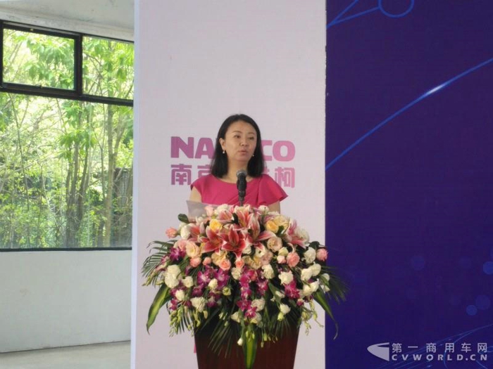 依维柯纯电动物流车,电动依维柯物流车