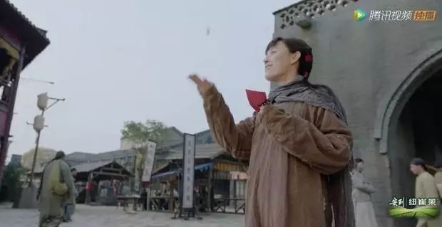 剧情已过半,主角领盒饭,反套路不断,《那年花开》的脑洞忒厉害