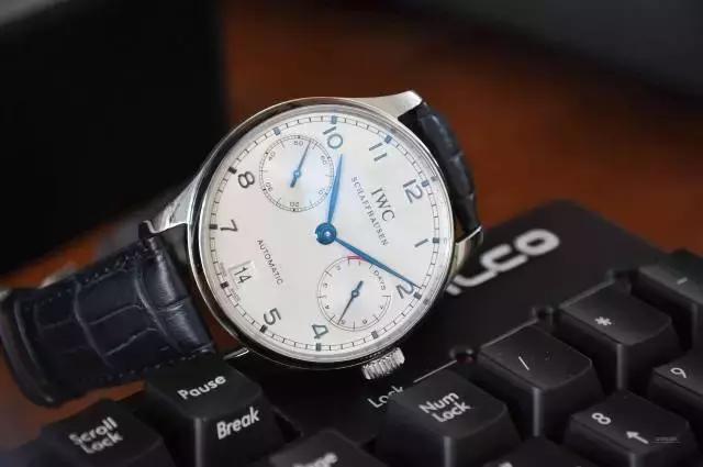 手表指针全都掉下来了要怎么修,阿玛尼手表指针脱落怎么办