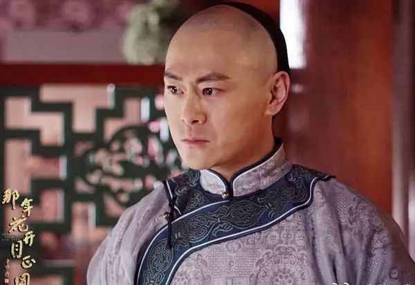 剧情已过半,主角领盒饭,反套路不断,《那年花开》的脑洞忒厉害