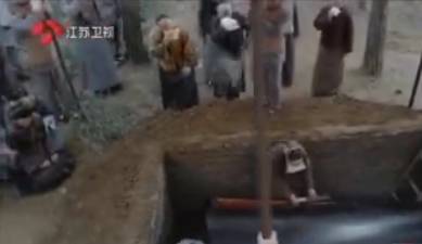 剧情已过半,主角领盒饭,反套路不断,《那年花开》的脑洞忒厉害