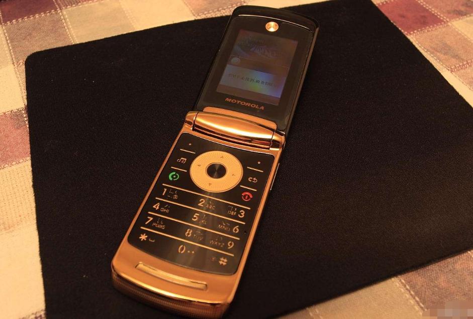 尴尬！超薄金属外观，继承“刀锋战士”降至265元