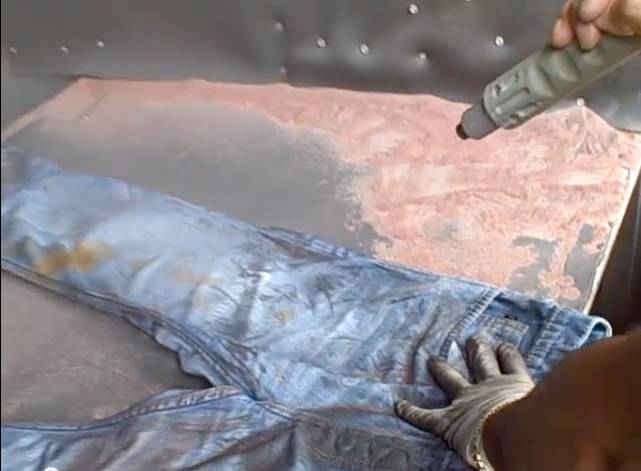 牛仔裤2000价位左右品牌,二百多元的牛仔裤真的好吗