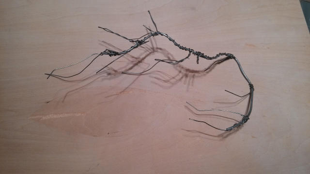 为茶室添一缕梅香,只需卫生纸与铁丝的完美结合