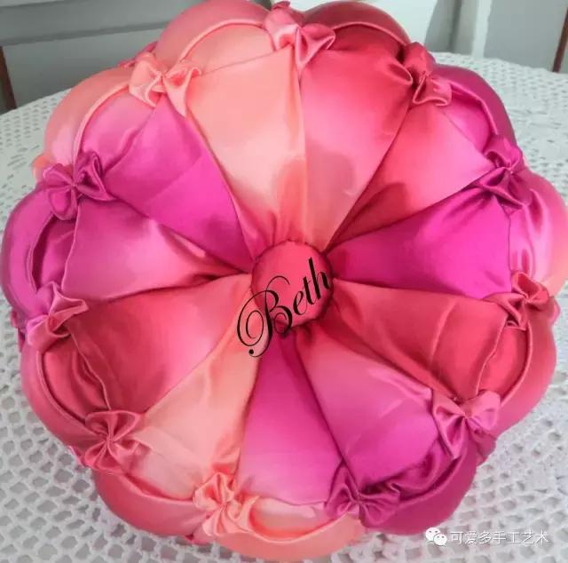 手把手教你自制抱枕,一块布就能做漂亮的抱枕