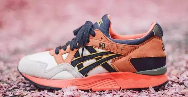 yeezy网红洞洞鞋,yeezysuperstar鞋